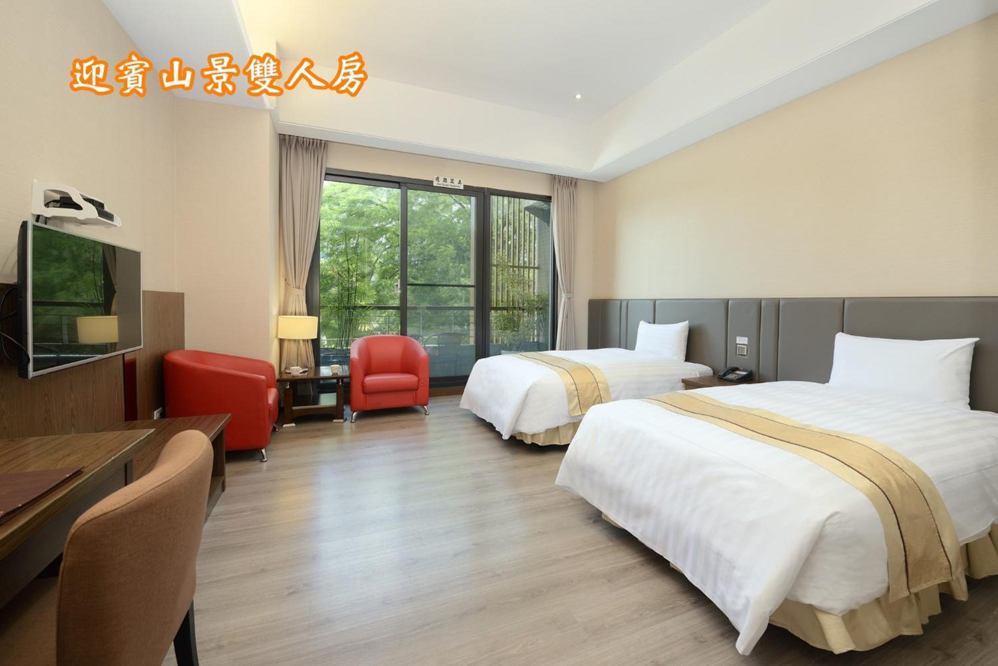 Sun Moon Lake Teachers' Hostel Yuchi Bagian luar foto